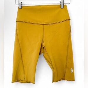 FREE PEOPLE Movement Heart Rate Alchemy Women’s Athletic Bike Shorts - Small